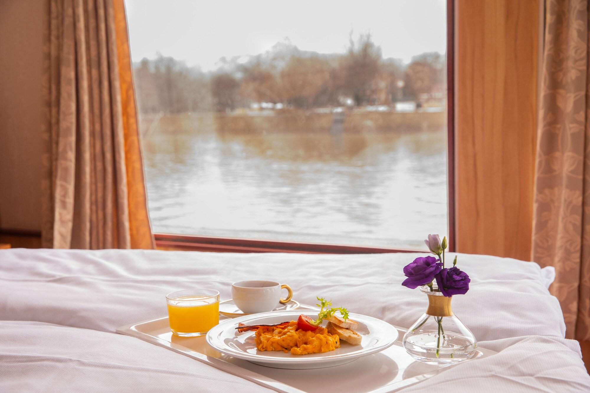 Fortuna Boat Hotel en barco