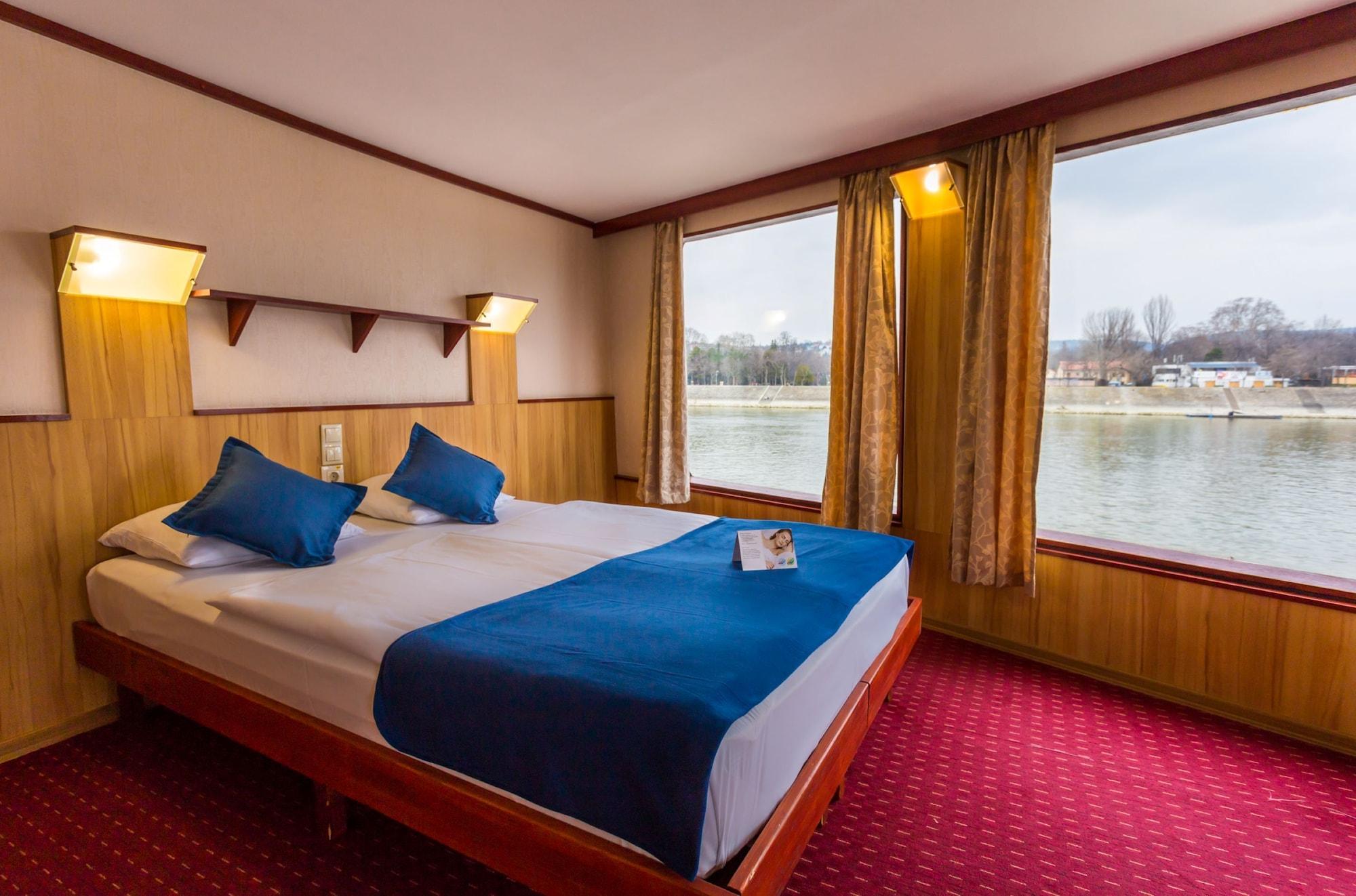 Fortuna Boat Budapest