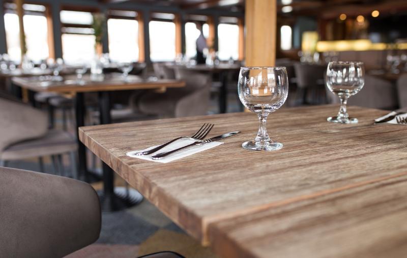 Fortuna Boat Hotel en barco